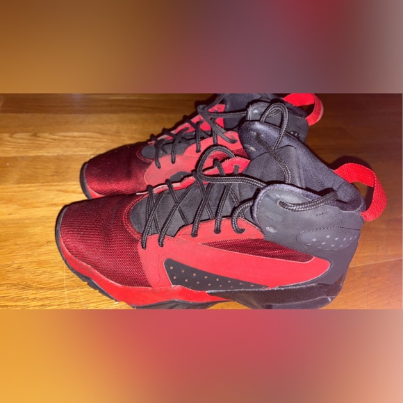 jordan lift off gym red